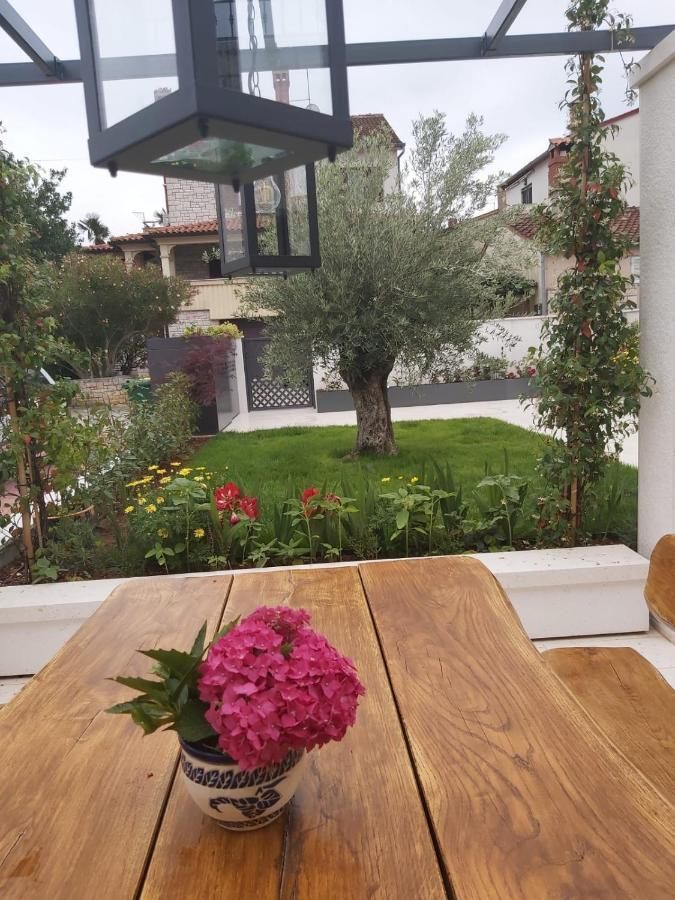 Haus Silvia Apartment Rovinj Exterior photo